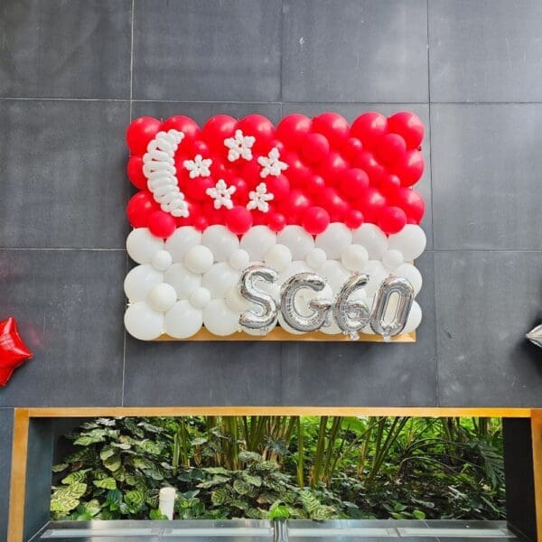 SG60 Handcrafted Singapore Flag Balloon - Image 2